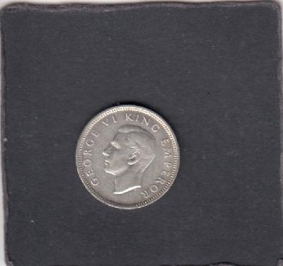 Beschrijving: 6 Pence  HUIA BIRD 